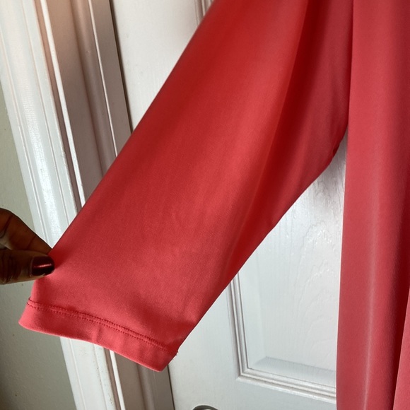 Susan Graver 2 Piece Set Top Skirt Plus Size 1X Pink Blue Pull Over Liquid Knit - Picture 6 of 9